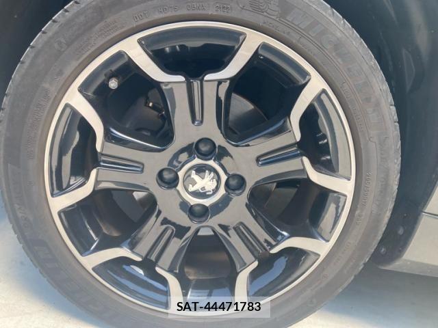 Peugeot 2008 2019-06 8337365-6