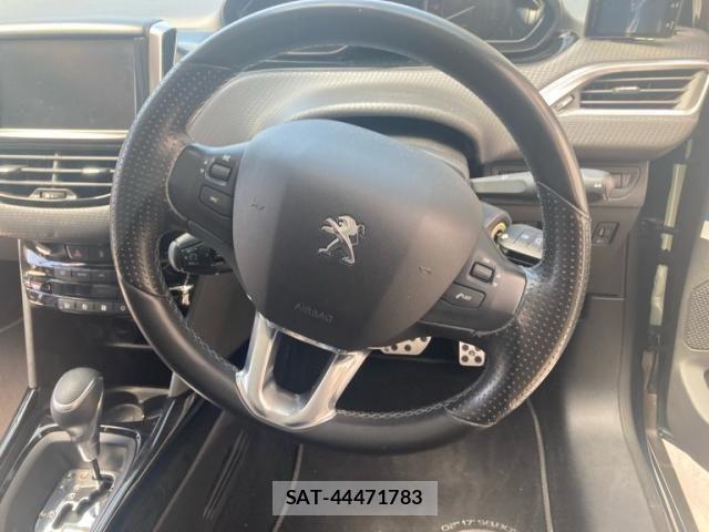 Peugeot 2008 2019-06 8337365-8