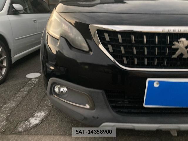 Peugeot 2008 2017-08 8355323-4