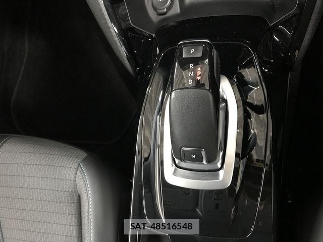 Peugeot 2008 2021-06 8368075-18