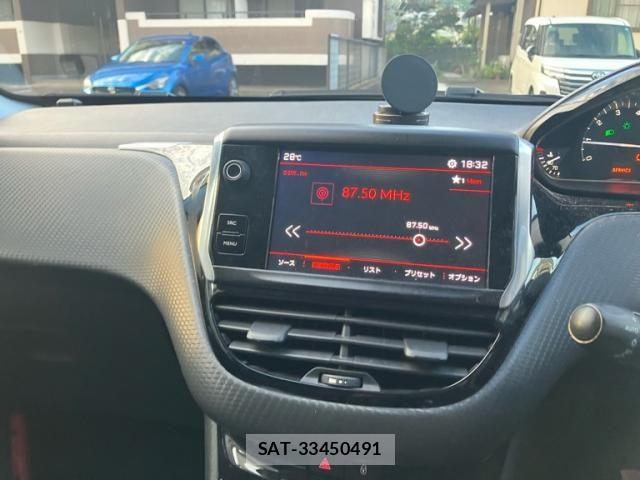 Peugeot 2008 2017-08 8368073-9