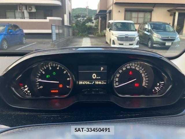 Peugeot 2008 2017-08 8368073-11