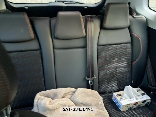 Peugeot 2008 2017-08 8368073-7