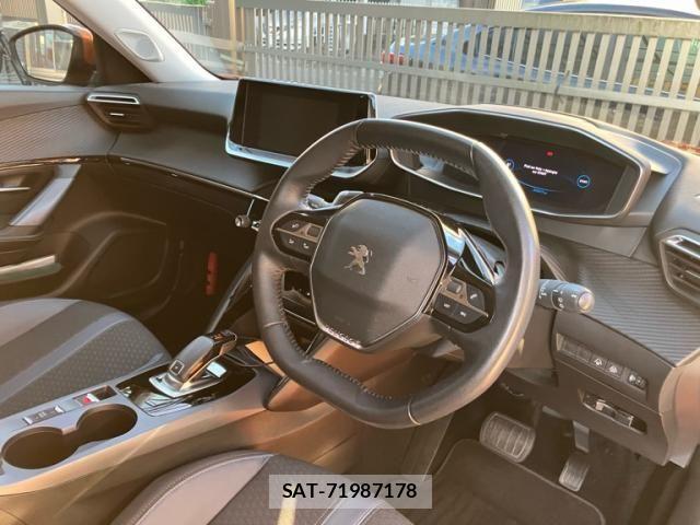 Peugeot 2008 2020-10 8372040-9