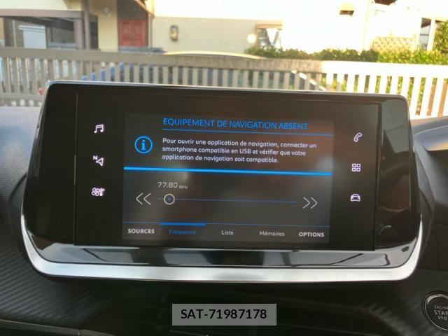 Peugeot 2008 2020-10 8372040-12