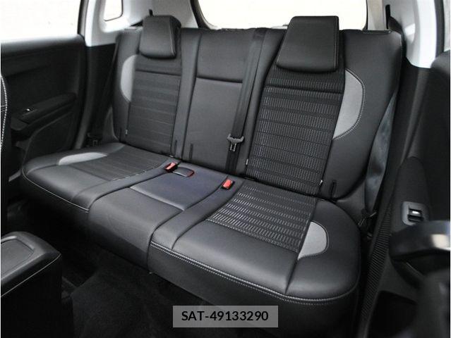 Peugeot 2008 2018-04 8372041-5