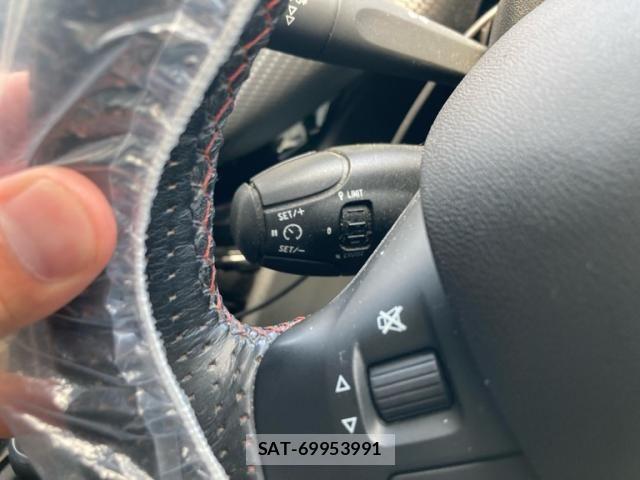 Peugeot 2008 2019-12 8414328-23