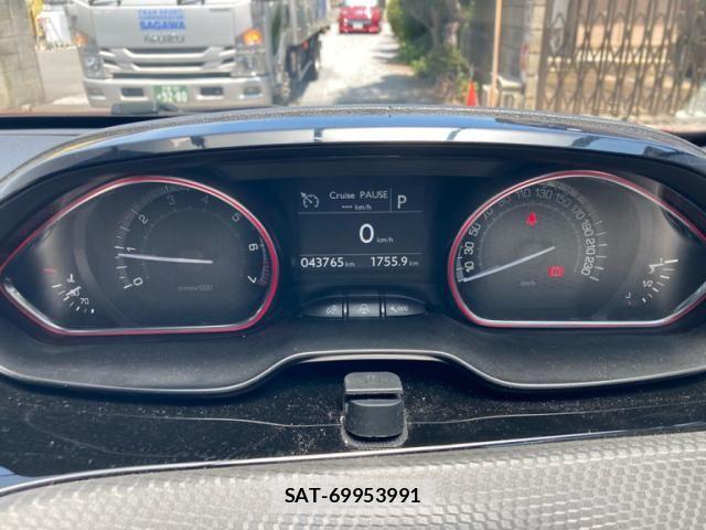 Peugeot 2008 2019-12 8414328-25