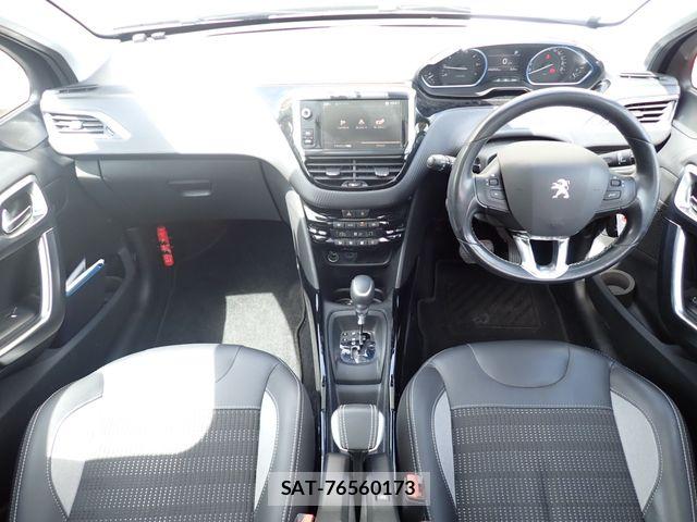 Peugeot 2008 2018-11 8438697-17