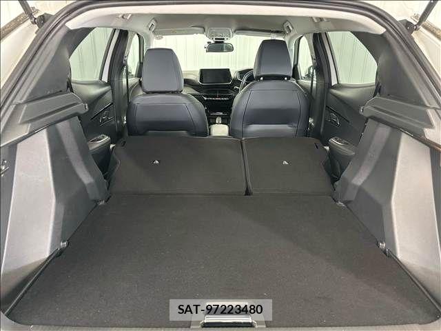 Peugeot 2008 2020-11 8485914-17
