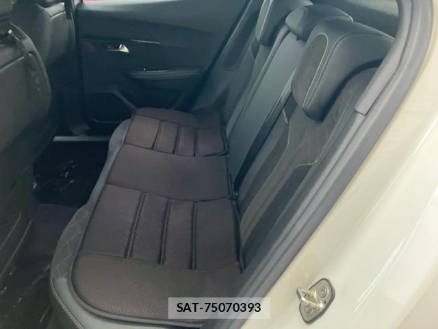 Peugeot 2008 2020-12 8526551-10