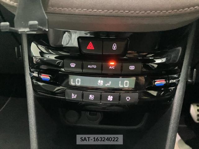Peugeot 2008 2014-02 8526553-14