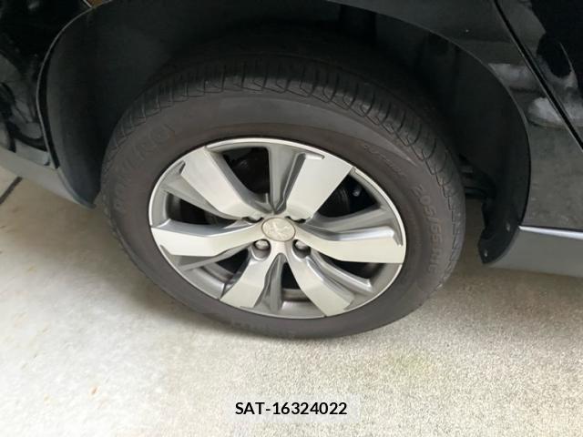 Peugeot 2008 2014-02 8526553-6
