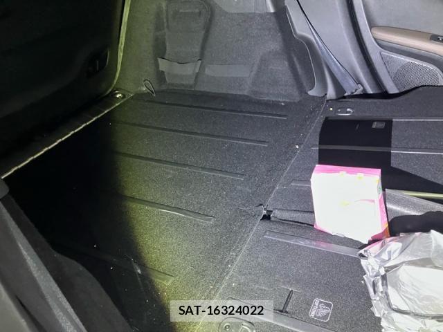 Peugeot 2008 2014-02 8526553-7