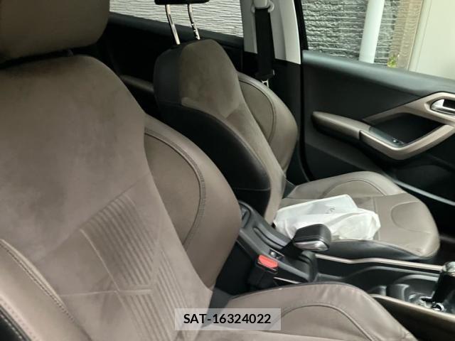 Peugeot 2008 2014-02 8526553-8