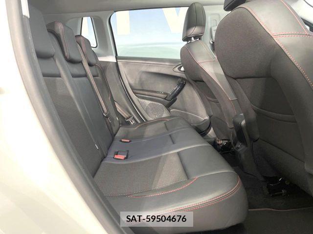 Peugeot 2008 2018-06 8526554-11