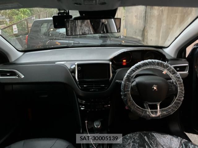 Peugeot 2008 2017-01 8563155-23