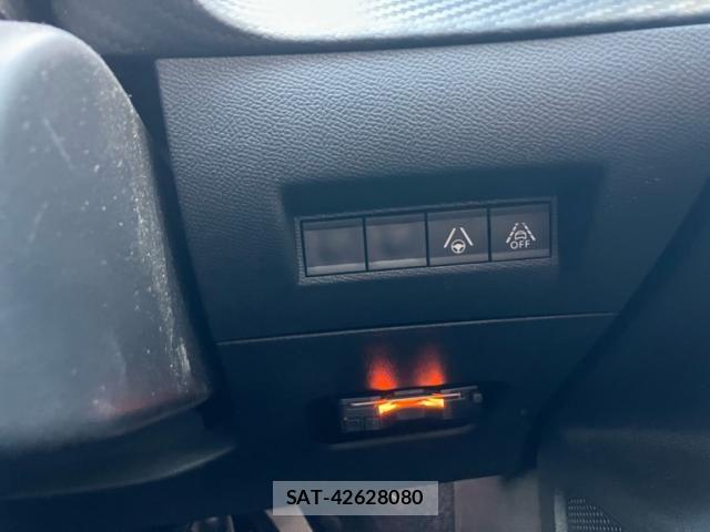 Peugeot 2008 2021-10 8563154-17