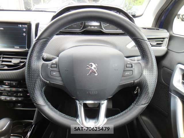 Peugeot 2008 2020-03 8628343-14