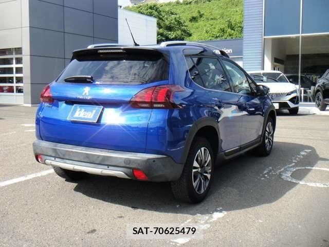 Peugeot 2008 2020-03 8628343-4