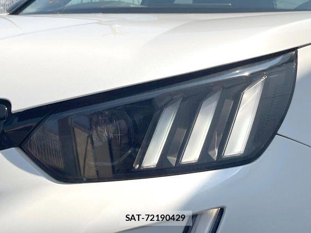 Peugeot 2008 2021-06 8628341-12