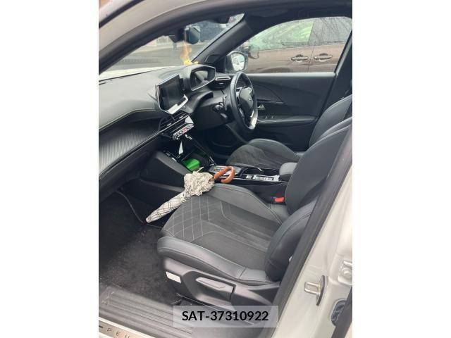 Peugeot 2008 2022-12 8666718-10