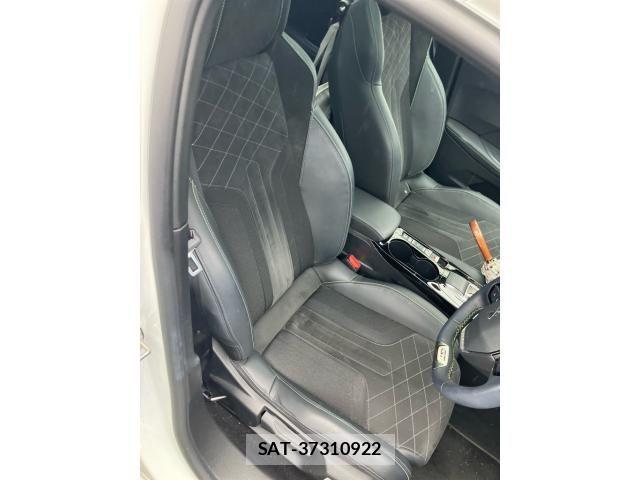 Peugeot 2008 2022-12 8666718-17