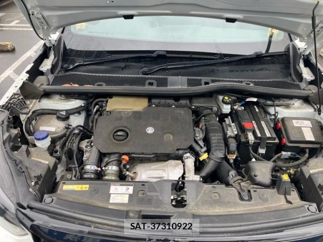Peugeot 2008 2022-12 8666718-19