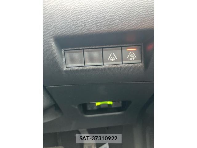 Peugeot 2008 2022-12 8666718-24