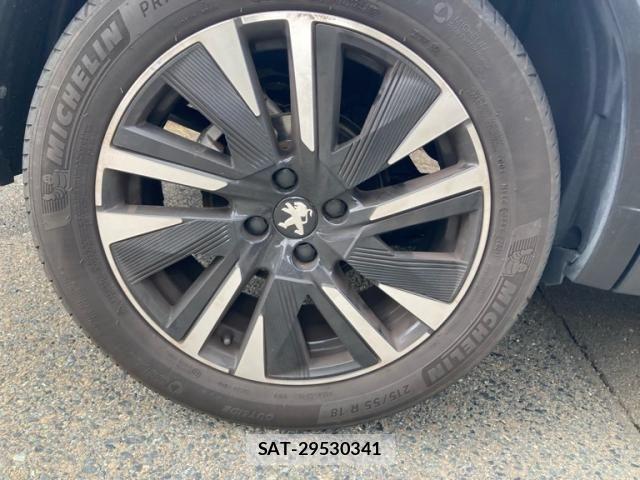 Peugeot 2008 2020-10 8745158-13