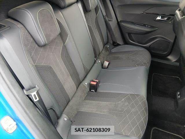 Peugeot 2008 2020-10 8831042-11