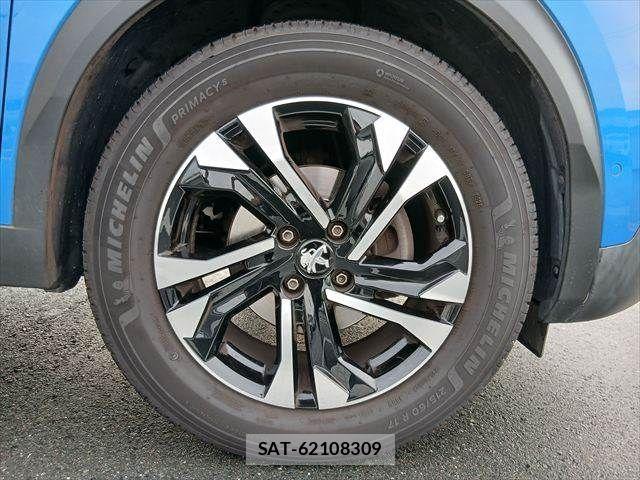 Peugeot 2008 2020-10 8831042-15