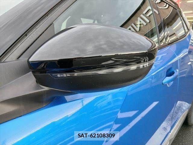 Peugeot 2008 2020-10 8831042-25