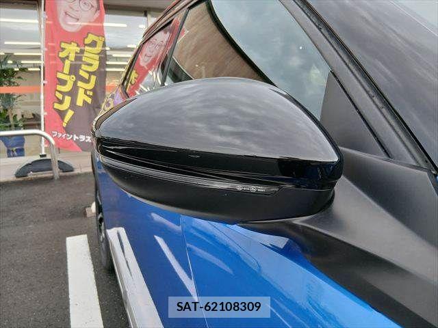 Peugeot 2008 2020-10 8831042-26
