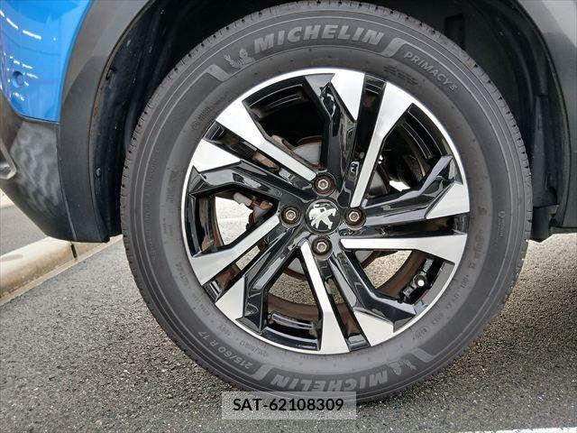 Peugeot 2008 2020-10 8831042-27