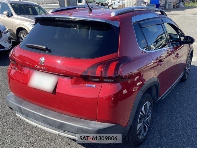 Peugeot 2008 2016-12 8831043-1