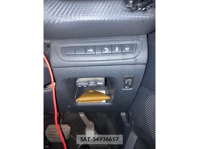 Peugeot 2008 2014-08 8831044-14