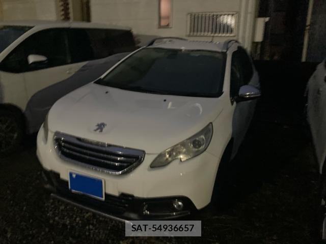 Peugeot 2008 2014-08 8831044-3