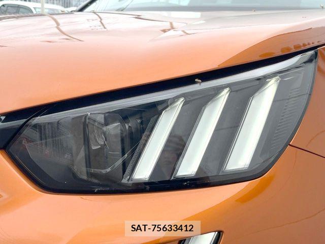 Peugeot 2008 2023-10 8850335-12