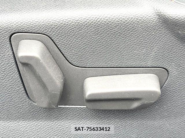 Peugeot 2008 2023-10 8850335-6