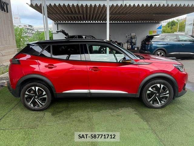 Peugeot 2008 2021-08 8871809-17