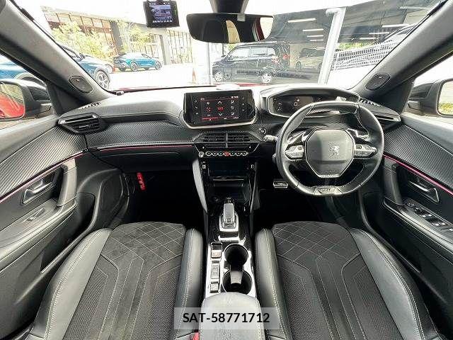 Peugeot 2008 2021-08 8871809-1