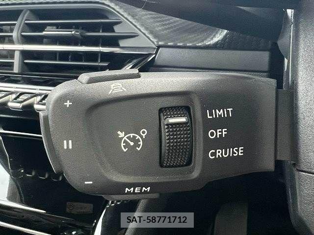 Peugeot 2008 2021-08 8871809-7