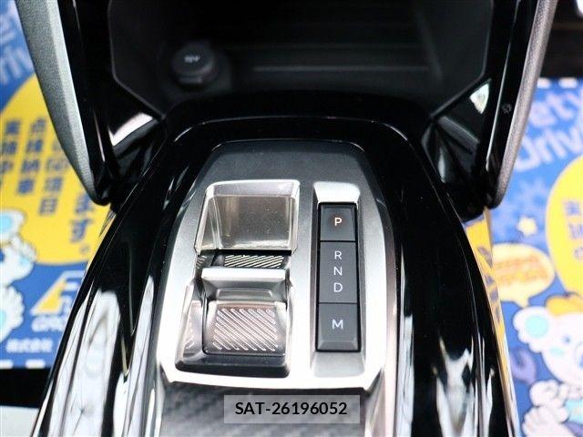 Peugeot 2008 2022-08 8881515-15