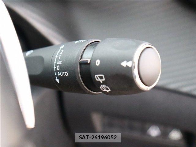 Peugeot 2008 2022-08 8881515-29