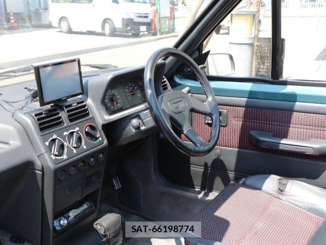 Peugeot 205 1993-07 8563156-6