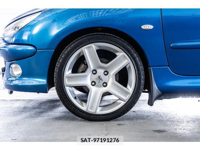 Peugeot 206 2006-05 4599136-9