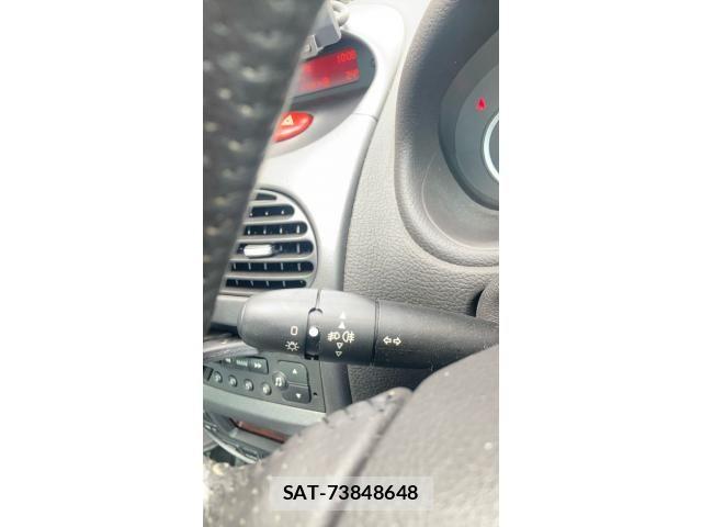 Peugeot 206 2007-09 8246318-15