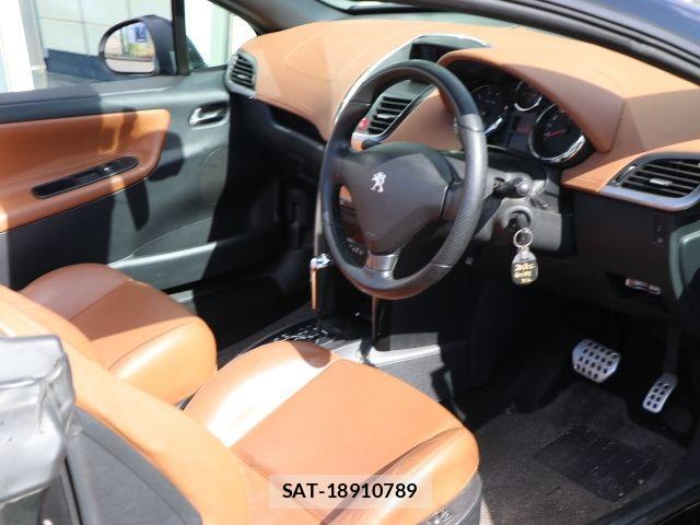 Peugeot 207 2012-10 1381525-12