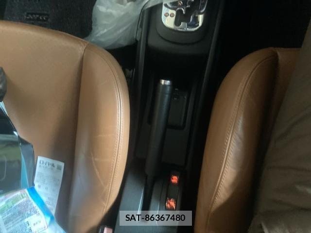 Peugeot 207 2009-08 8131849-14